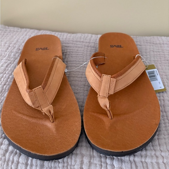 Teva Tan Flip-Flop Sandals - Picture 3 of 11